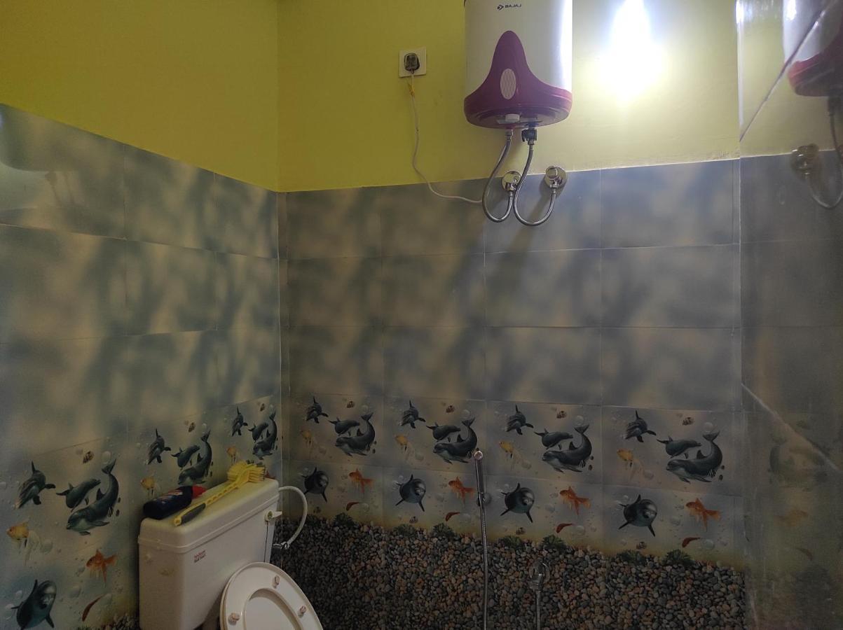 Hotel Sk Lodge Near Guwahati Airport Экстерьер фото